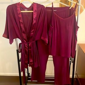 Maternity Bump In The Night - 3 piece maternity & nursing pajama & robe. Size XL